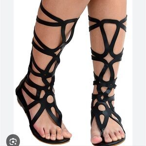 Refresh Women Black Leather Strappy Women Gladiator Sandals sz 9